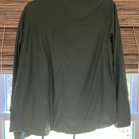 Patagonia Forest Green Women's Jacket - Picture 2 of 5